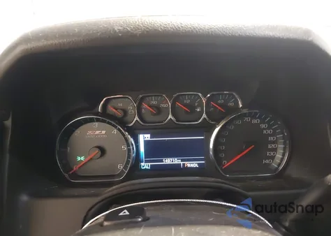 2018 Chevrolet Suburban Lt z USA, uszkodzony, nr VIN 1GNSKHKC4JR341706